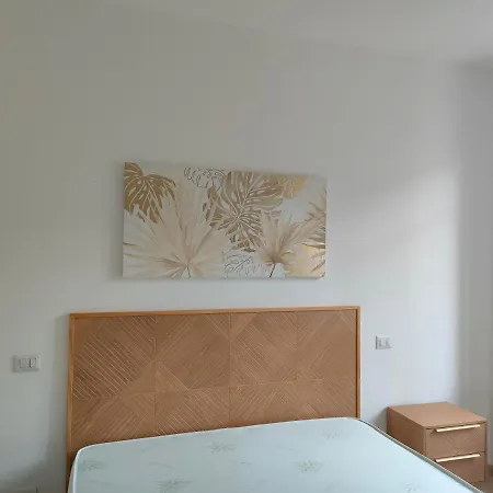 Da Paolo E Laura - In Centro A San Benedetto Apartmán *